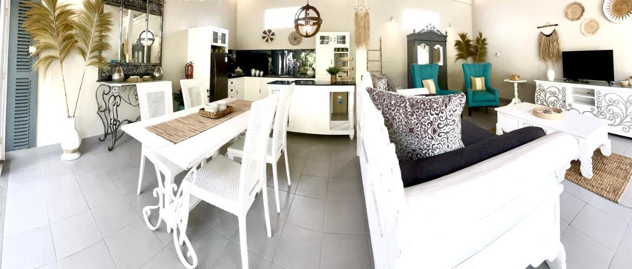 Villa Orchid *